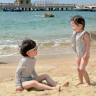 韩国儿童泳衣男女宝宝防晒速干条纹游泳衣长袖 套装 休闲洋气泳装
