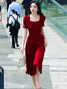 2024新款 红色连衣裙女夏季 长款 法式 裙子 复古方领收腰赫本风泡泡袖