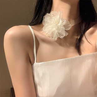 纯情茉莉白色花朵choker颈链女高级感小众设计纯欲氛围感项链拍照