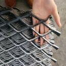 钢板网菱形不锈钢网片冲孔网镀锌护栏重型防护平台脚踏网冲孔网板