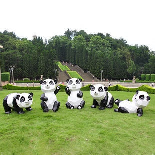 户外卡通几何大熊猫玻璃钢仿真动物雕塑园林景观小品庭院装 饰摆件