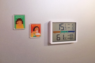 朴房 磁吸可站立智能温度计家用室内湿度检测仪霜山气温显示器1