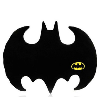 促销 动漫蝙蝠公仔侠标志靠垫 可爱大号毛绒玩具蝙蝠侠抱枕电影同款