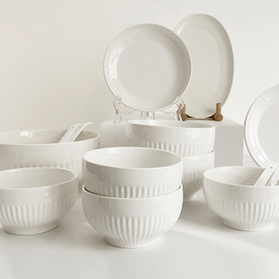 唯物生活 碗碟套装 陶瓷碗盘奶白色简约高级感 家用 釉下彩餐具套装