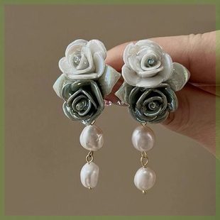 「白茶清欢」复古陶瓷玫瑰珍珠耳钉法式 高级感耳环方圆脸森系耳饰