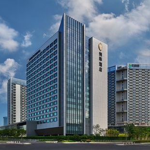 深圳国际会展中心洲际酒店豪华客房1晚或2晚含早享亲子乐园权益