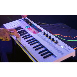 Arturia KeyStep 控制器音序器合成器 pro MIDI键盘