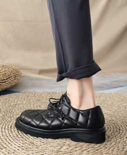 英柜新秀 KAKA特惠 气垫菱格定制绵羊皮系带高水台厚底舒适平底鞋