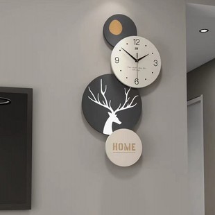 现代简约餐厅静音挂钟 时尚 创意网红免打孔钟表 客厅背景装 饰时钟