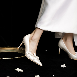 Lusen婚鞋 法式 女不累脚高级感 新娘白色缎面婚纱鞋 2024名媛高跟鞋