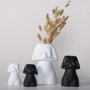 现代简约家居客厅餐厅装 饰品摆设北欧黑白色陶瓷瑜伽人物花瓶摆件