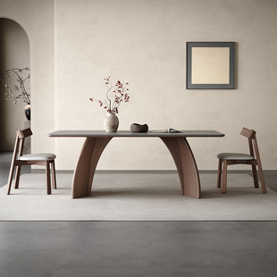 实木岩板餐桌现代简约胡桃色饭桌家用意式 极简灰色长方形岩板餐桌