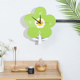 简约花朵状闹钟木质可爱小花挂钟家用装 饰钟原木质时钟表卧室创意
