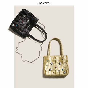小优家包包 褶皱水钻铆钉手机小包包女2024 HOYOZI原创 新中式