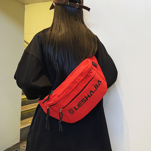 红色斜挎包男士 胸包女大容量运动腰包休闲单肩包学生旅游骑行背包
