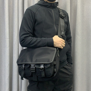 MEDKAI模块化机能斜挎包上班休闲通勤电脑包大容量单肩包潮男背包