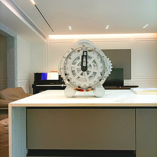 欧式 不锈钢装 妙刻客厅钟 座钟 双脚齿轮旋转钟 饰表 创意钟表时钟